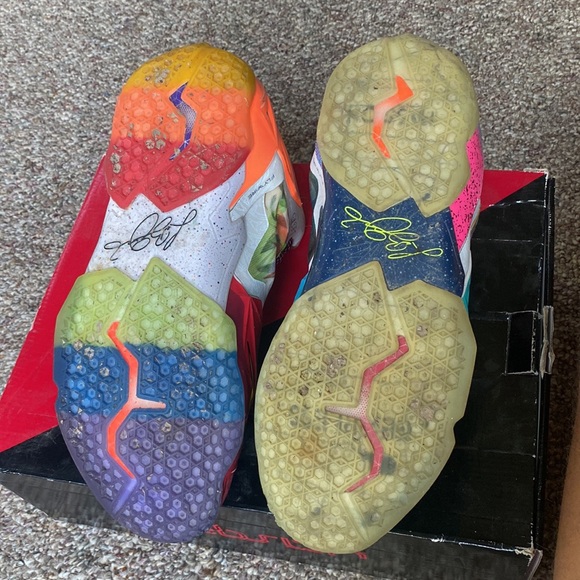 What The Lebron 11 - Picture 5 of 11